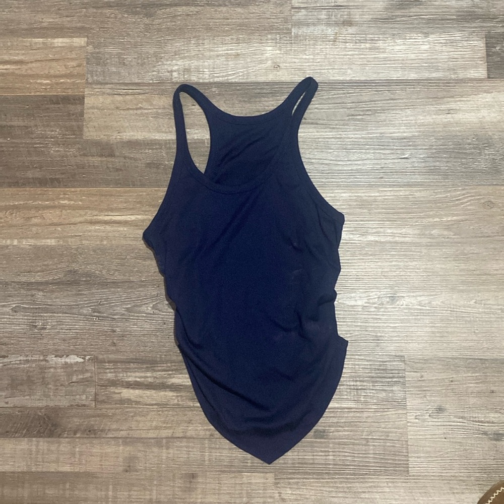 woman's navy tank top
